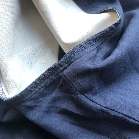 Loft Size 2 V-Neck Fit and Flare Dress w Pockets - Picture 9 of 9